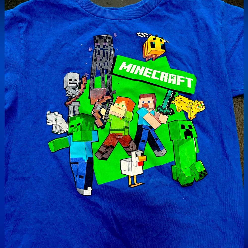 Mojan Studios Minecraft Tee Shirt